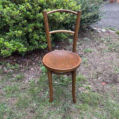 LOT 72: Vintage Chairs