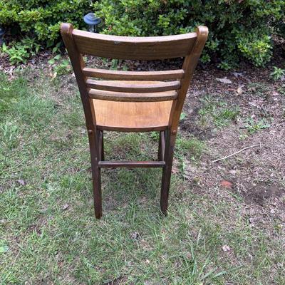 LOT 72: Vintage Chairs