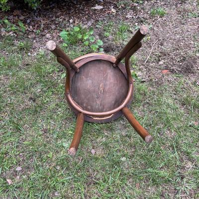LOT 72: Vintage Chairs