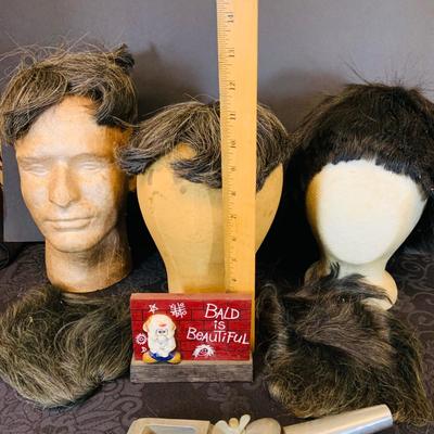 LOT 88: Selection of Vintage Men’s Toupees and Milliner Hat Block Heads Including a Vintage/Antique Canvas Head with Adjustable Clamp on...