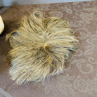 LOT 88: Selection of Vintage Men’s Toupees and Milliner Hat Block Heads Including a Vintage/Antique Canvas Head with Adjustable Clamp on...