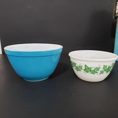 LOT 112: Vintage Kitchen; Pyrex, Louella Butter Dish, and More