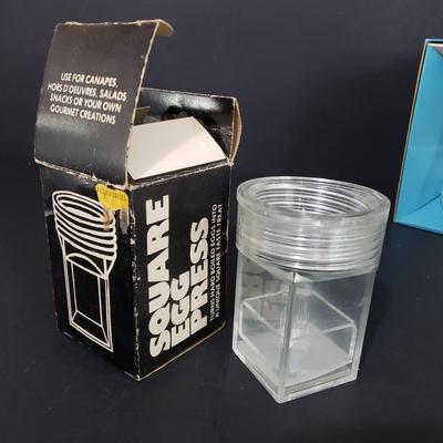 LOT 112: Vintage Kitchen; Pyrex, Louella Butter Dish, and More