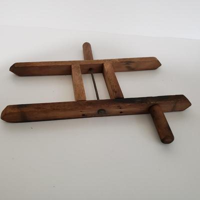 LOT 122: Antique Primitive Clothesline Winder/Holder, Vintage Luggage Rack & Wooden Shoe Stretchers