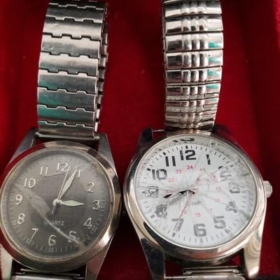 LOT 127: Vintage Cuff Links, Tie Tacks & More