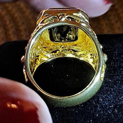 Fashion Ring