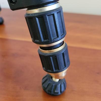 Bausch and Lomb Telescope and Carson Viewfinder (BR2-EL)