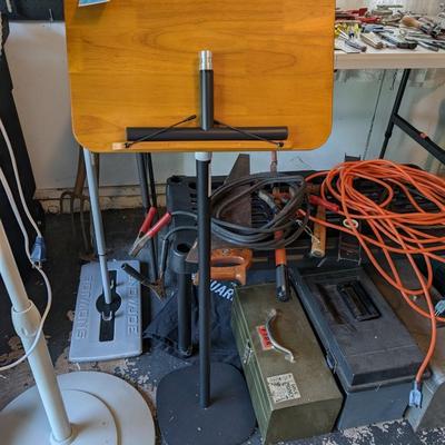Sale Photo Thumbnail #80: Standing music stand