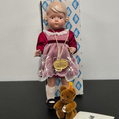 LOT 41: Schildkrot-Puppen Dolls with Their Steiff Teddy Bears