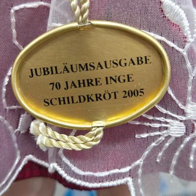 LOT 41: Schildkrot-Puppen Dolls with Their Steiff Teddy Bears