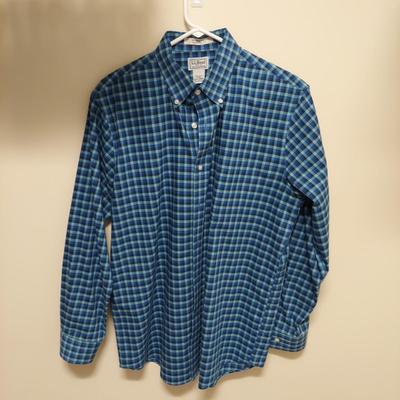 Men's Med/Lg Button Down Shirts by Woolrich & More (C2-BBL)