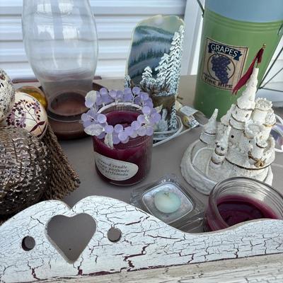 Shelf & decor