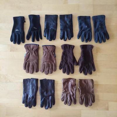 Winter Gloves, Hats & Scarves by Christian Dior, Ralph Lauren, Coach, & More (C2-BBL)