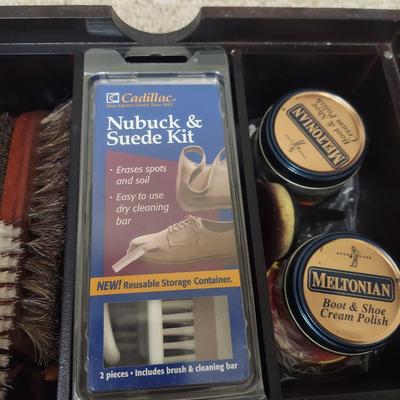 Men's Size 10.5 Shoes by Ecco & More (C2-BBL)