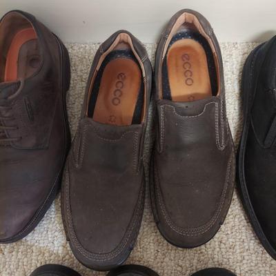 Men's Size 10.5 Shoes by Ecco & More (C2-BBL)