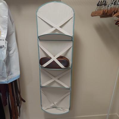 Men's Size 10.5 Shoes by Ecco & More (C2-BBL)