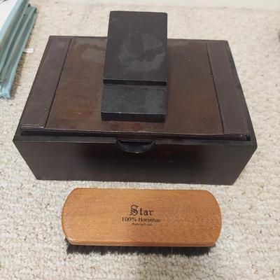 Men's Size 10.5 Shoes by Ecco & More (C2-BBL)