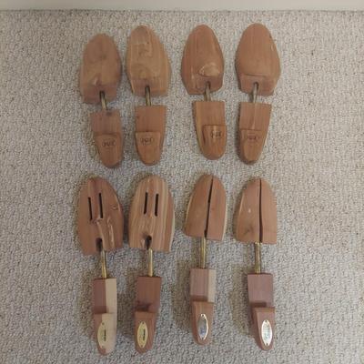 Wooden Hangers & Shoe Stretchers (C2-BBL)