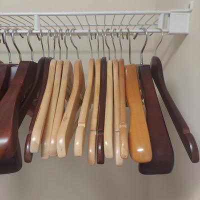 Wooden Hangers & Shoe Stretchers (C2-BBL)