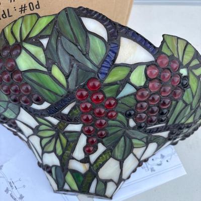 NIB stained glass grape wallchiere