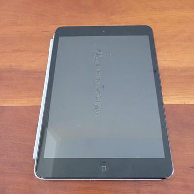 Apple iPads and Accessories (BR2-EL)