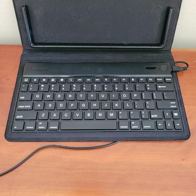 Apple iPads and Accessories (BR2-EL)