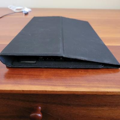 Apple iPads and Accessories (BR2-EL)