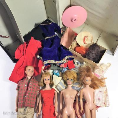 Vintage Barbie Vinyl Case Along with Barbies & Accesories 