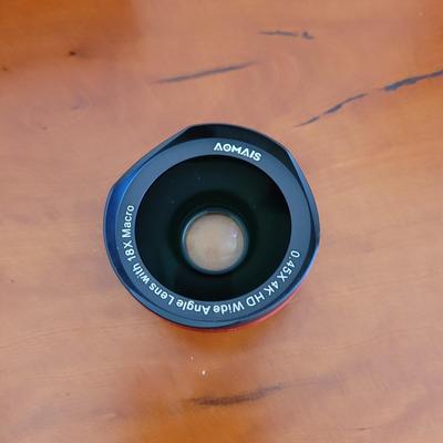 Two iPhones, Phone Lenses, and Tripod (BR2-EL)