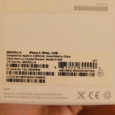 Two iPhones, Phone Lenses, and Tripod (BR2-EL)