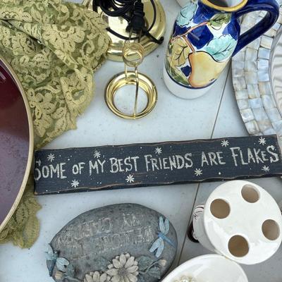 Mirrored tray, Decor and incense