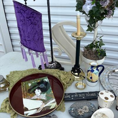 Mirrored tray, Decor and incense