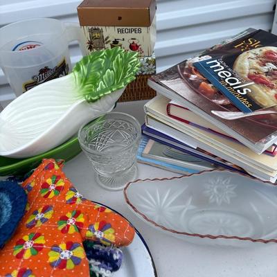 Copper and kitchen plus tote full of kitchen/misc