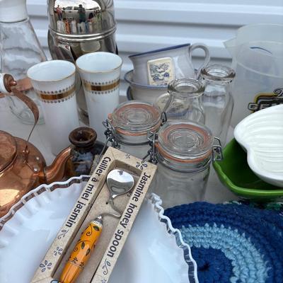 Copper and kitchen plus tote full of kitchen/misc
