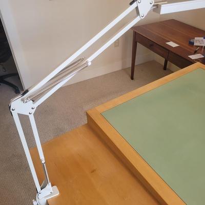 Wooden Standing Drawing Table (BR2-EL)