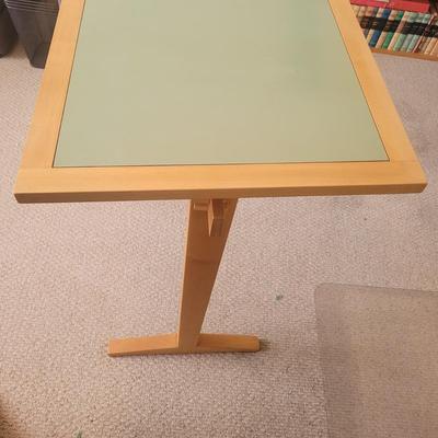 Wooden Standing Drawing Table (BR2-EL)