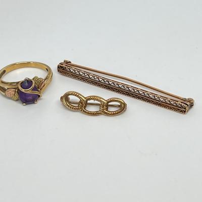 10k Gold Jewelry Lot - Ring, Brooches