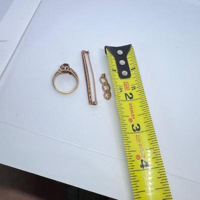 10k Gold Jewelry Lot - Ring, Brooches
