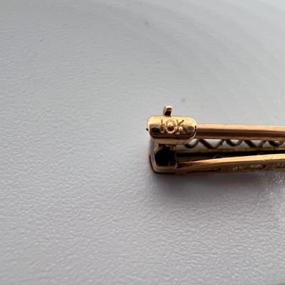 10k Gold Jewelry Lot - Ring, Brooches