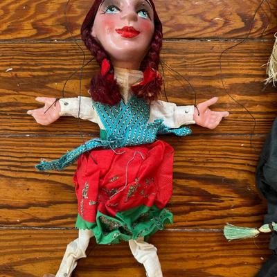 Vintage Wizard of Oz Themed Puppets