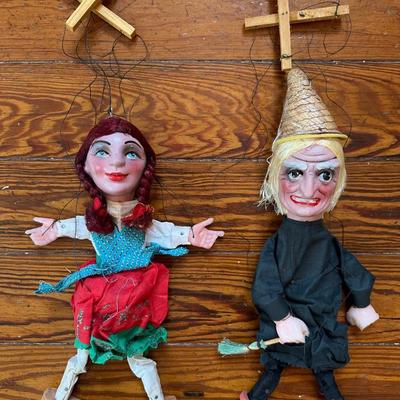 Vintage Wizard of Oz Themed Puppets