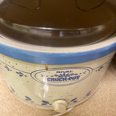 Crockpot and sandwich maker
