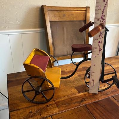 Vintage bicycle carriage decor