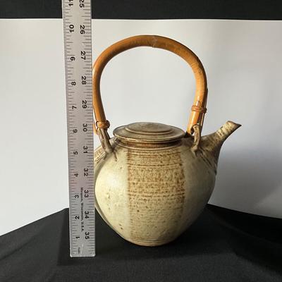 Hand Crafted Teapot with lid -14