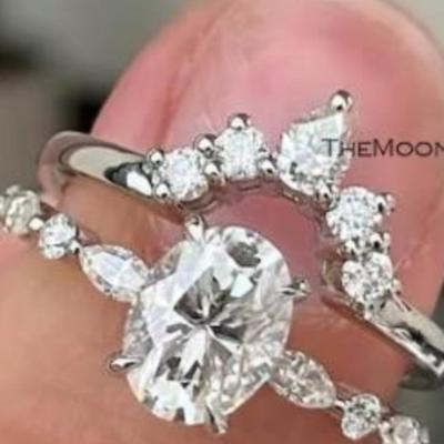 Oval Cut Moissanite Bridal Set