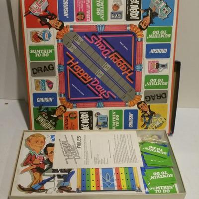 5 Vintage Board Games Risk Happy Days Pay Day Clue Stratego