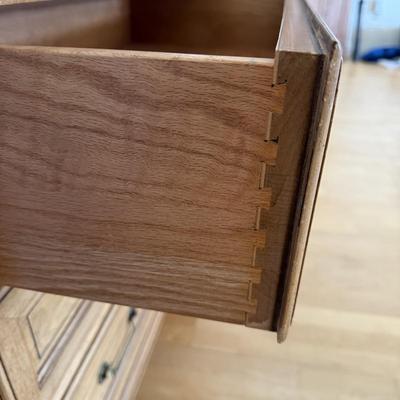 French Style 3 Drawer Dresser (E-BBL)