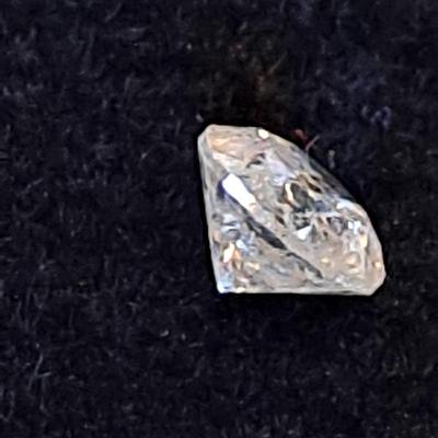 Natural Diamond .46 ct