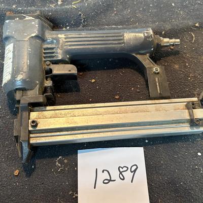 Central Pneumatic Air Brad Nailer