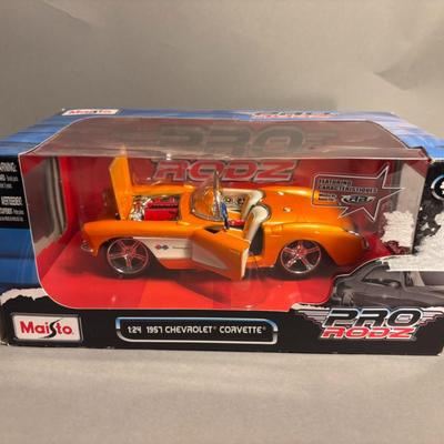Maisto PRO RODZ 1:24 1957 Chevrolet Corvette